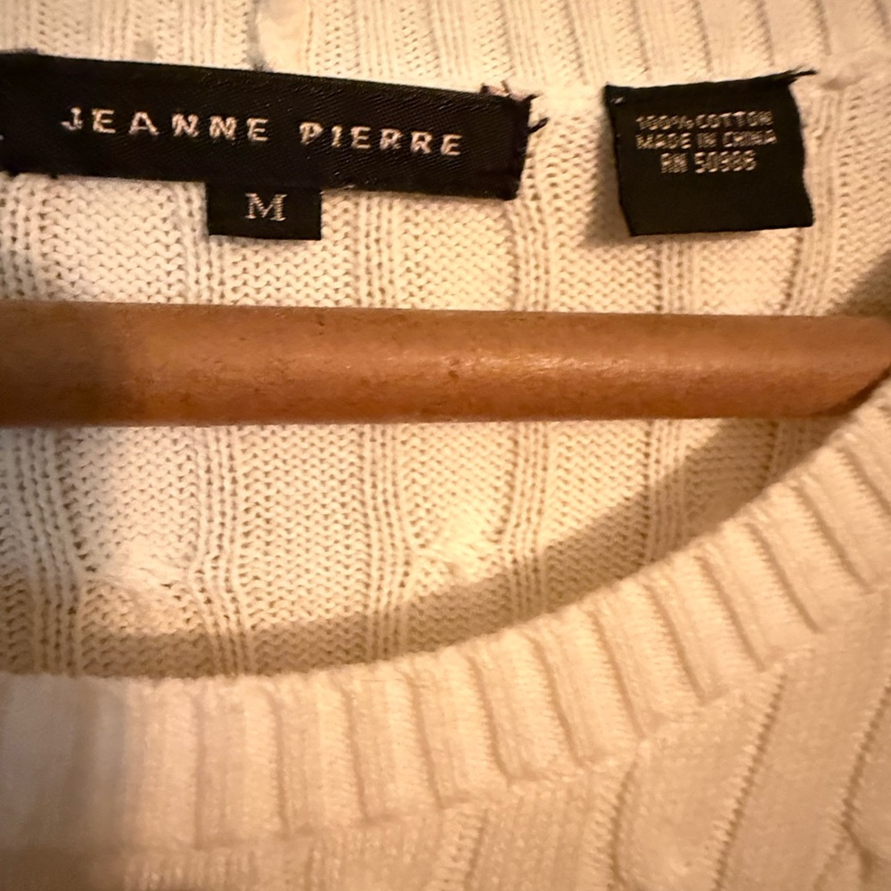 Jeanne Pierre Women's Ivory Cable Knit Sweater